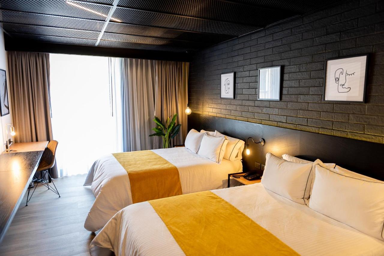 Fulton Business Luxury Hotel Гуадалахара Екстериор снимка